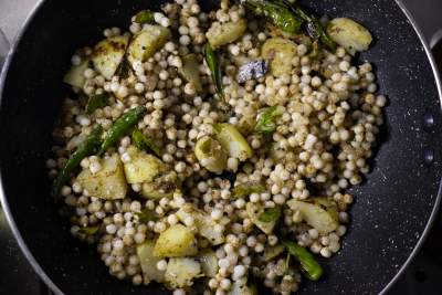 Sabudana Khichdi making