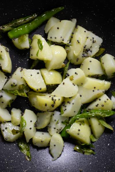 frying potatoes