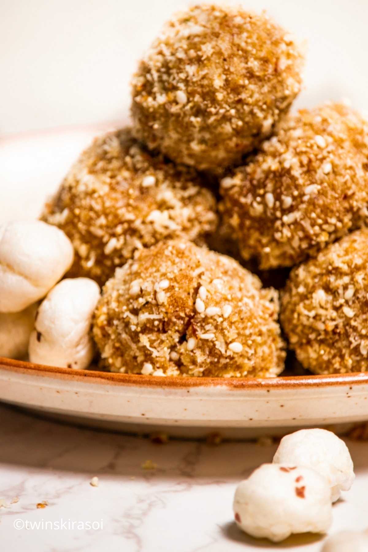 makhana ladoo in a plate